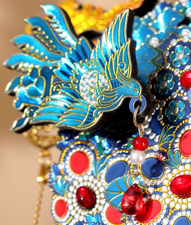 冠冰箱贴你抢到了吗？ky开元棋牌爆火的凤(图3)